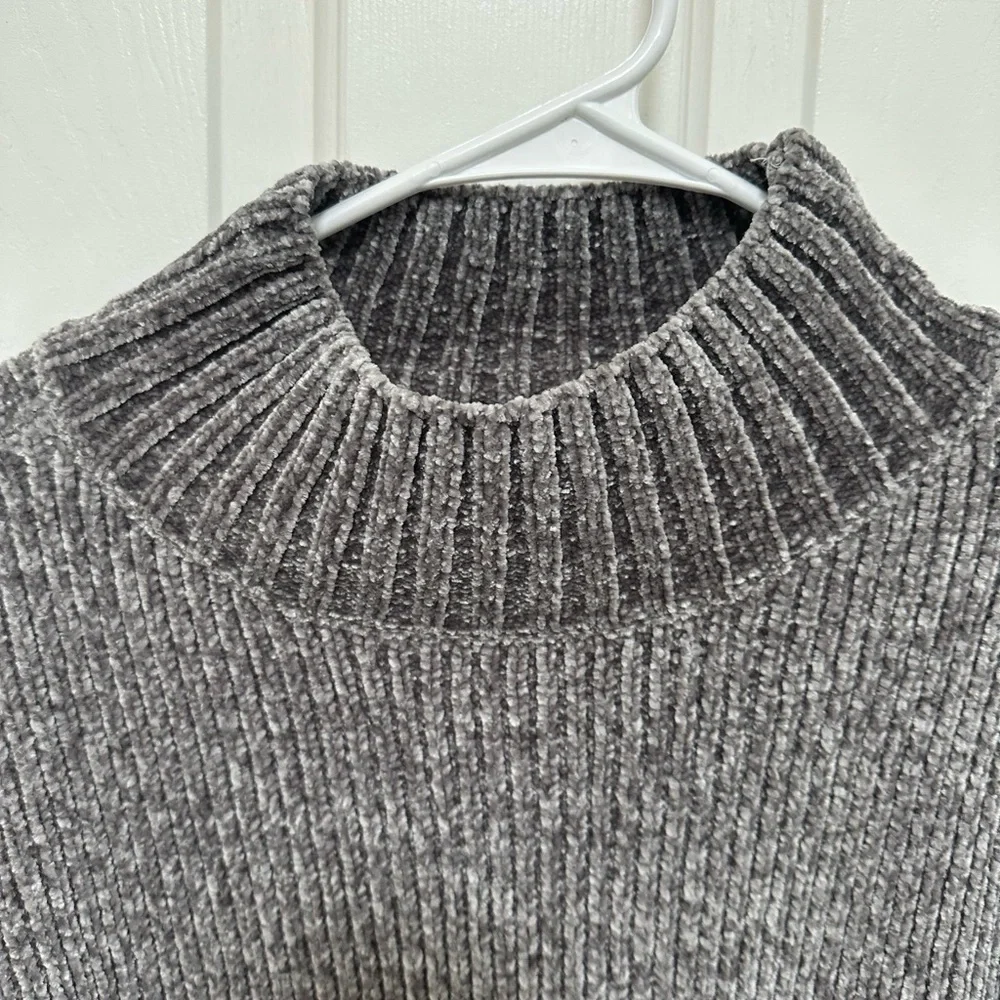0174 Cynthia Rowley Charcoal Turtleneck Sweater womens size‎ large